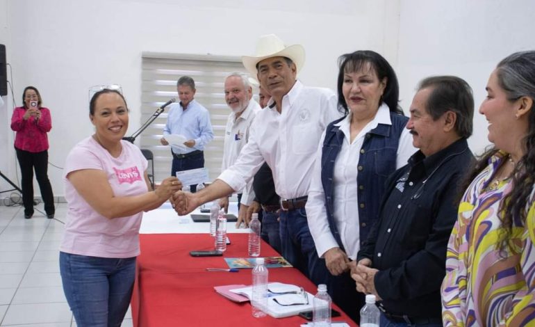 Inicia Entrega de Créditos a Pequeños Productores