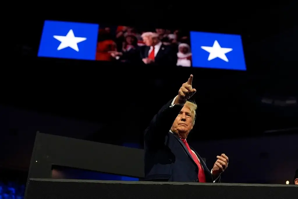 Un Trump ‘salvado por Dios’ es ungido candidato presidencial republicano
