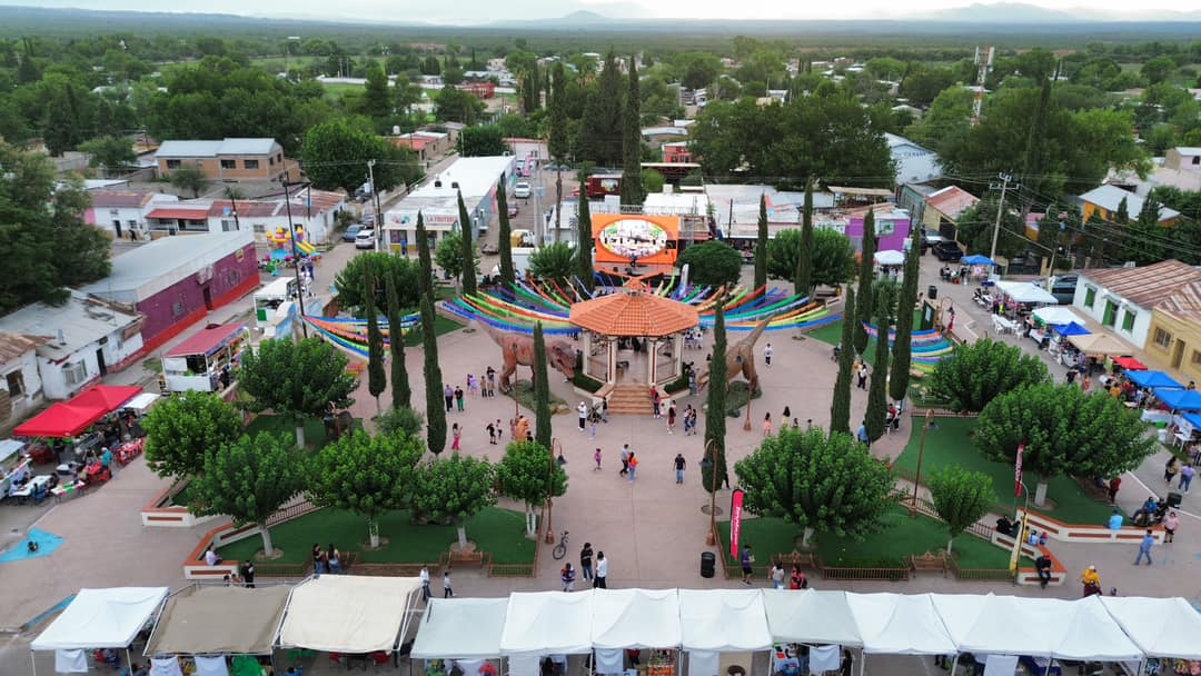 Arranca con éxito la Tercera Edición del Dino Fest en Esqueda