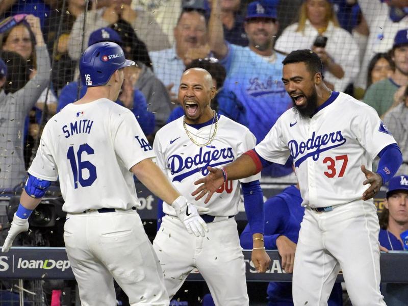 Dodgers vuelve a ganar a Yankees y aumenta ventaja en la Serie Mundial