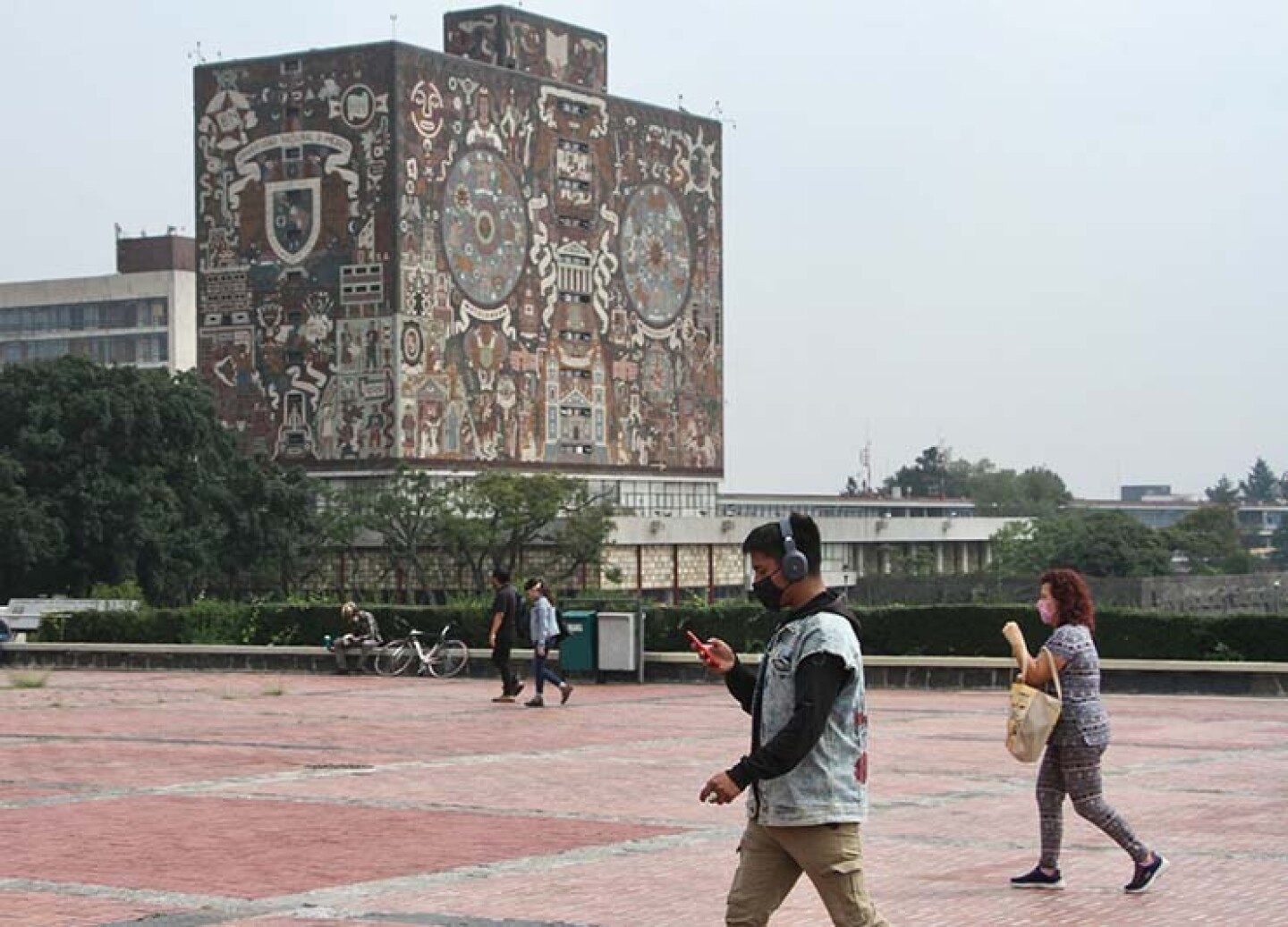 Ajuste presupuestal “impactaría directamente” a 110 mil estudiantes” becados: UNAM