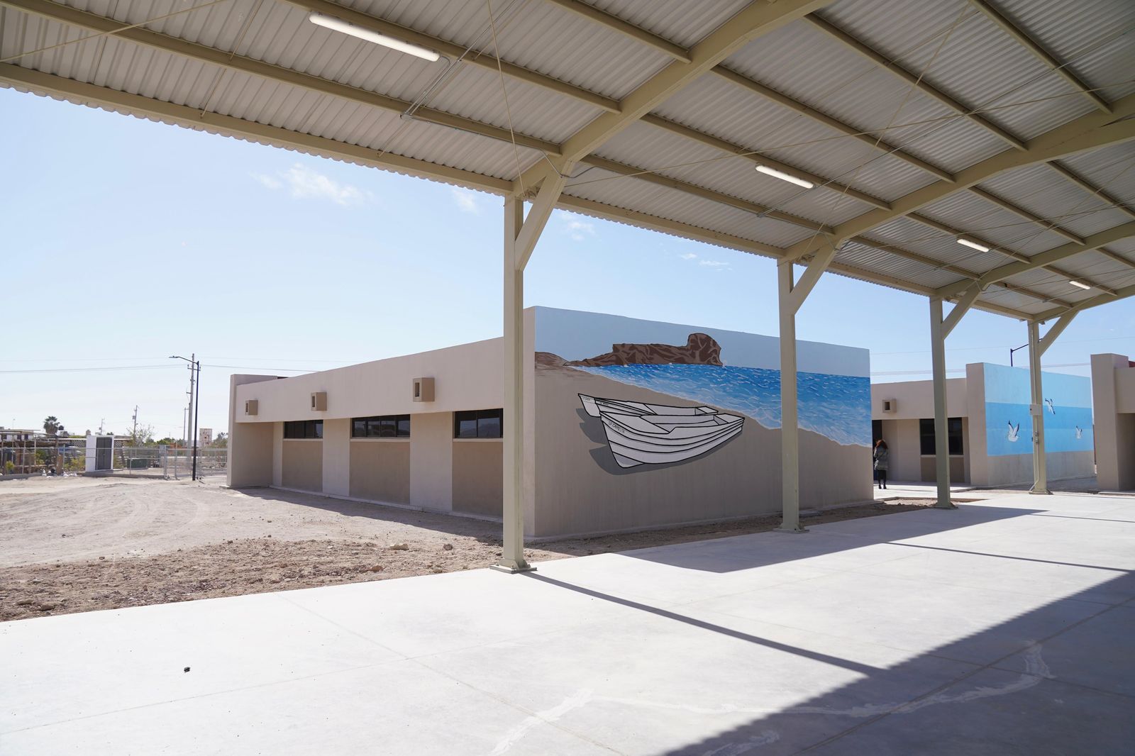 Construye Gobernador complejo educativo en Puerto Libertad