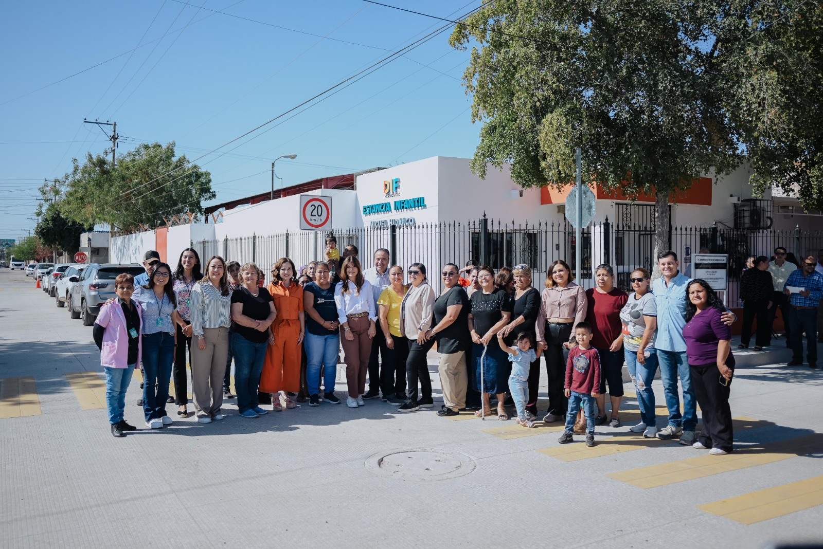 Suma “Toño” 42 calles con pavimento de concreto hidráulico