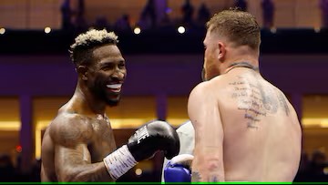 William Scull ataca al ‘Canelo’: “Me ganaron sin darme golpes”