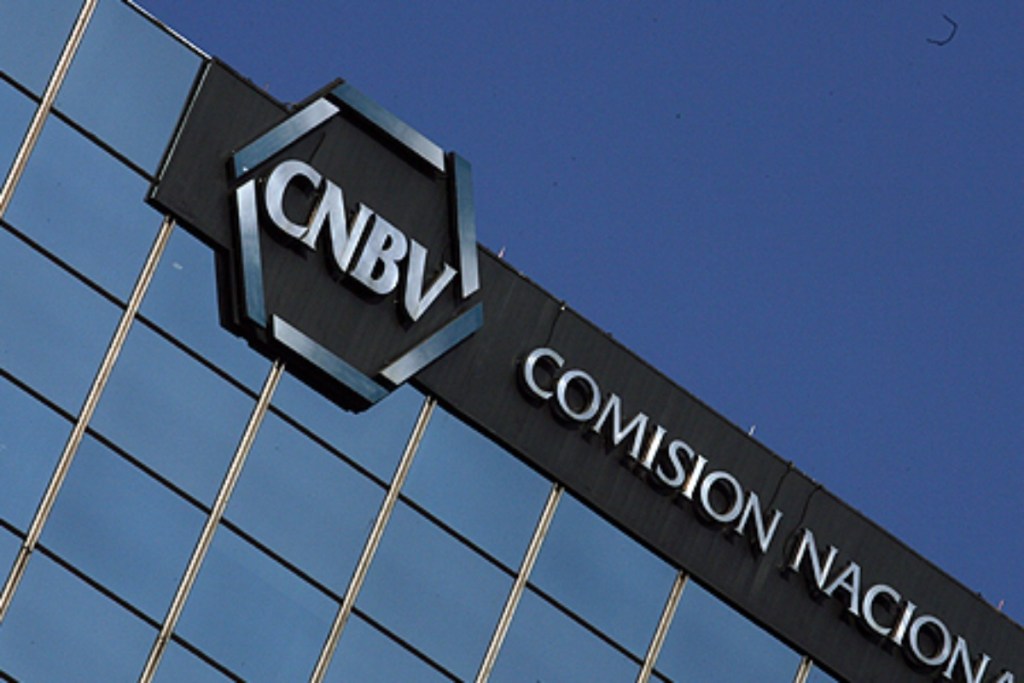Comisión Nacional Bancaria interviene bancos acusados de lavado por EE.UU.