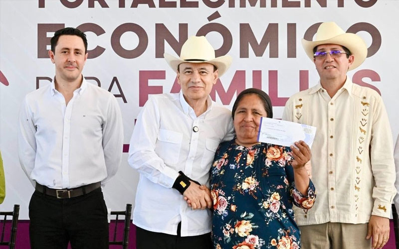 Entregan apoyos económicos a más de 2 mil 600 familias del sur de Sonora