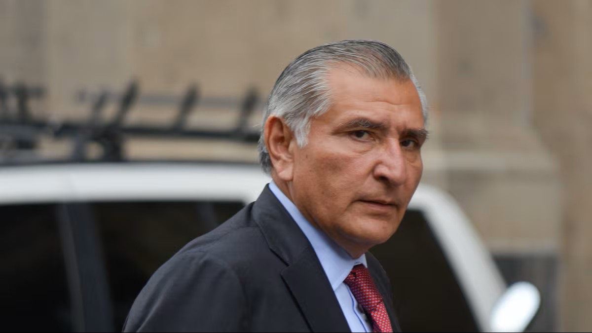 Adán Augusto sí está solo
