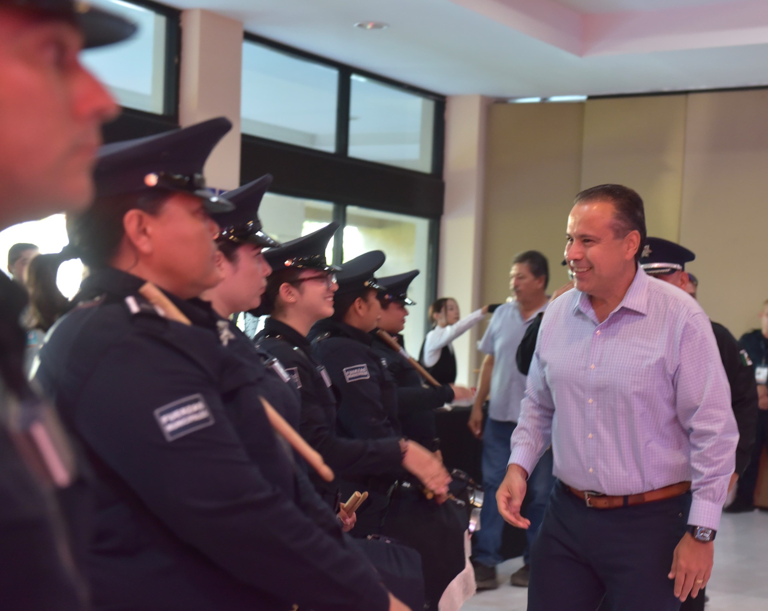 Refuerza Seguridad Toño Astiazarán con nuevos agentes de Policía y Tránsito Municipal