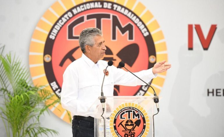 Ratifican a Javier Villarreal como Líder del Sindicato Minero de la CTM