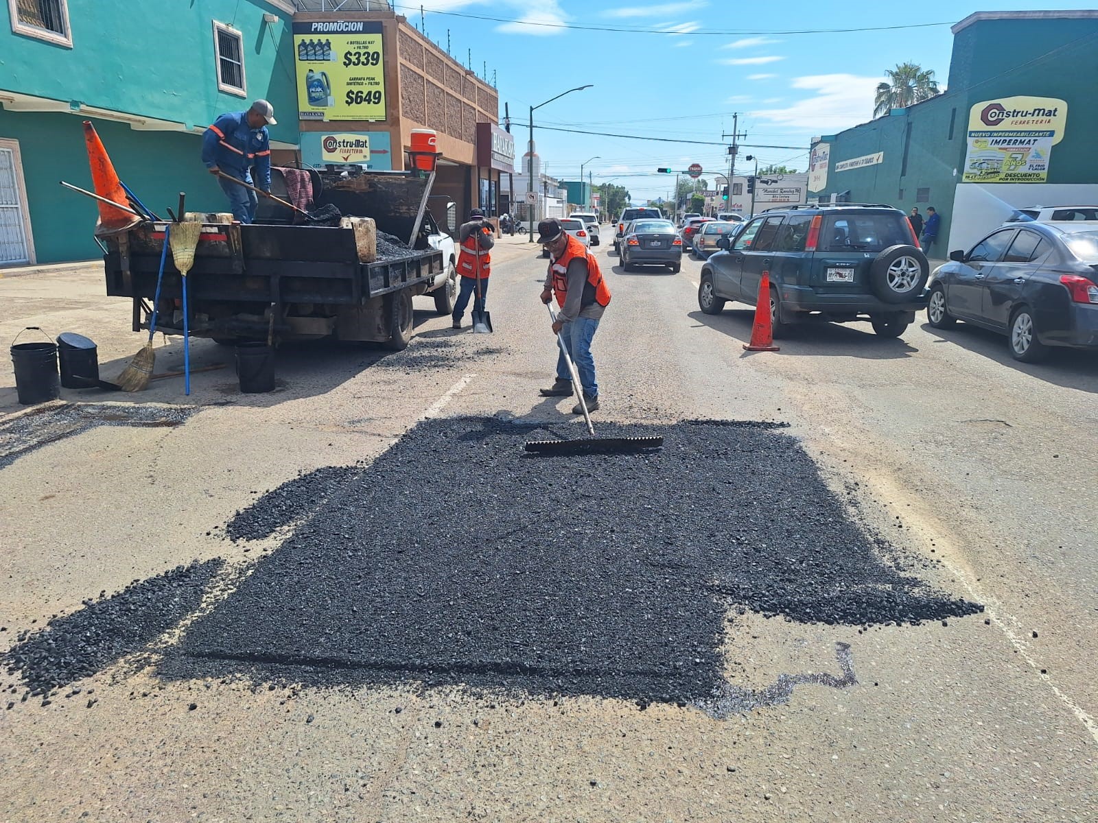 Ayuntamiento de Hermosillo aplica mantenimiento en vialidades