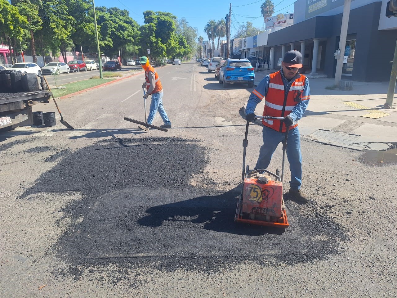 Trabajarán cuadrillas de bacheo en colonias del Norte y Sur de la ciudad