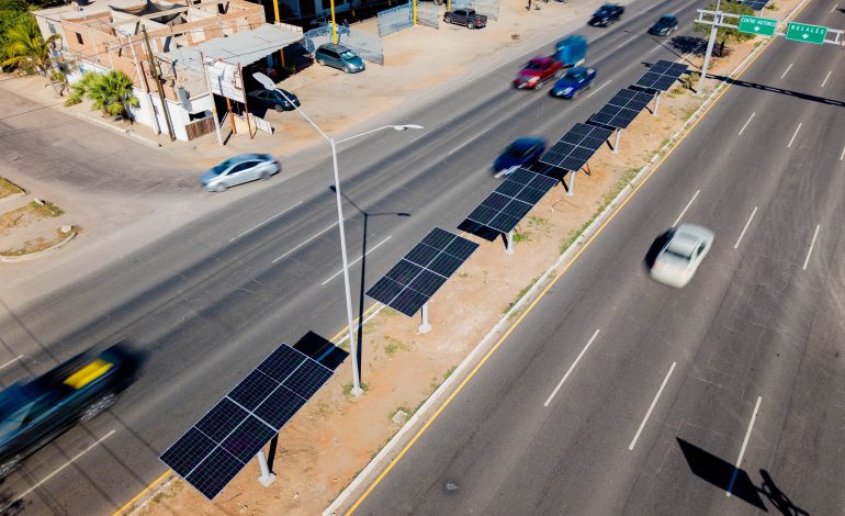 Impulsa Gobierno Municipal energías limpias con instalación de paneles solares