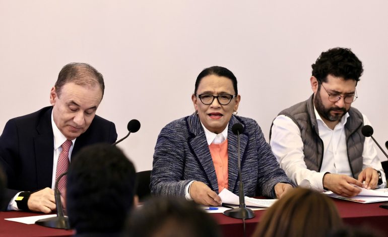 Segob anuncia acuerdo reparatorio de 2 mil mdp para mineros de Cananea.