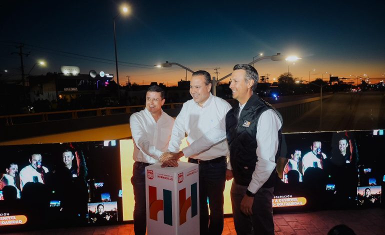 Inaugura Toño Astiazarán paso a desnivel Colosio y Solidaridad