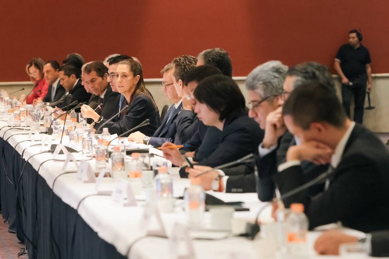 La cúpula bancaria se compromete con Sheinbaum: más crédito y más inversión