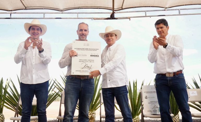 Alfonso Durazo posiciona al bacanora como bebida premium internacional con primeras certificaciones