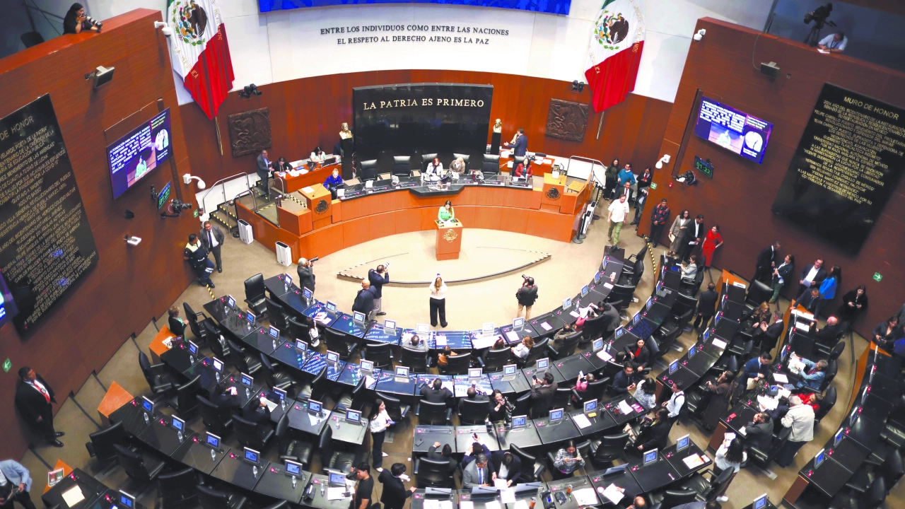 Senado avala reforma de las 40 horas con aplicación gradual