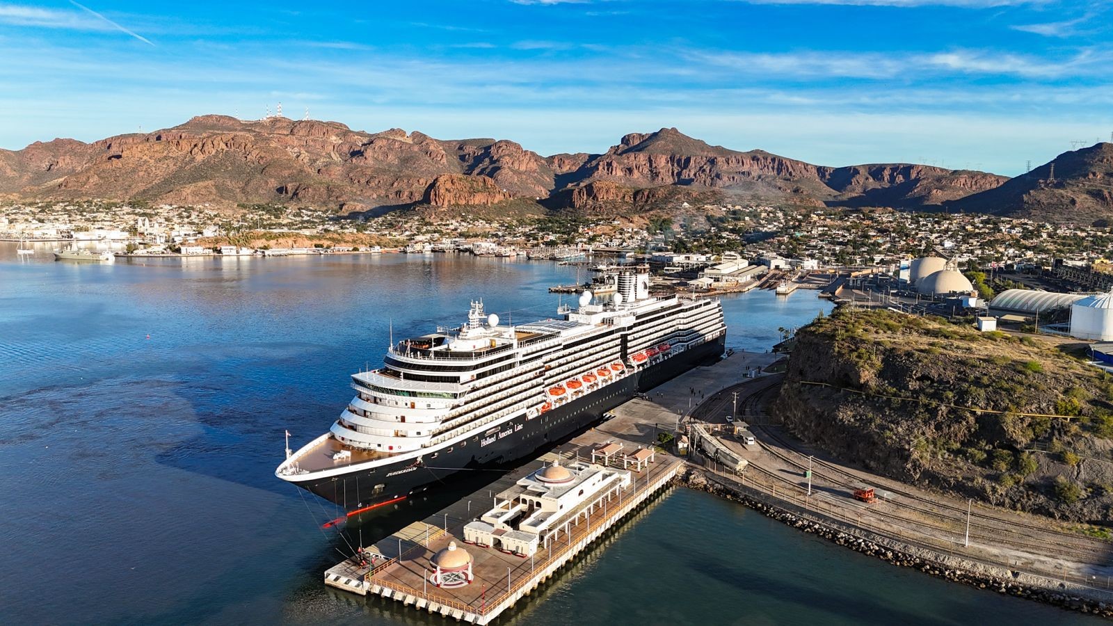 Con Alfonso Durazo, Guaymas se consolida en el turismo internacional de cruceros