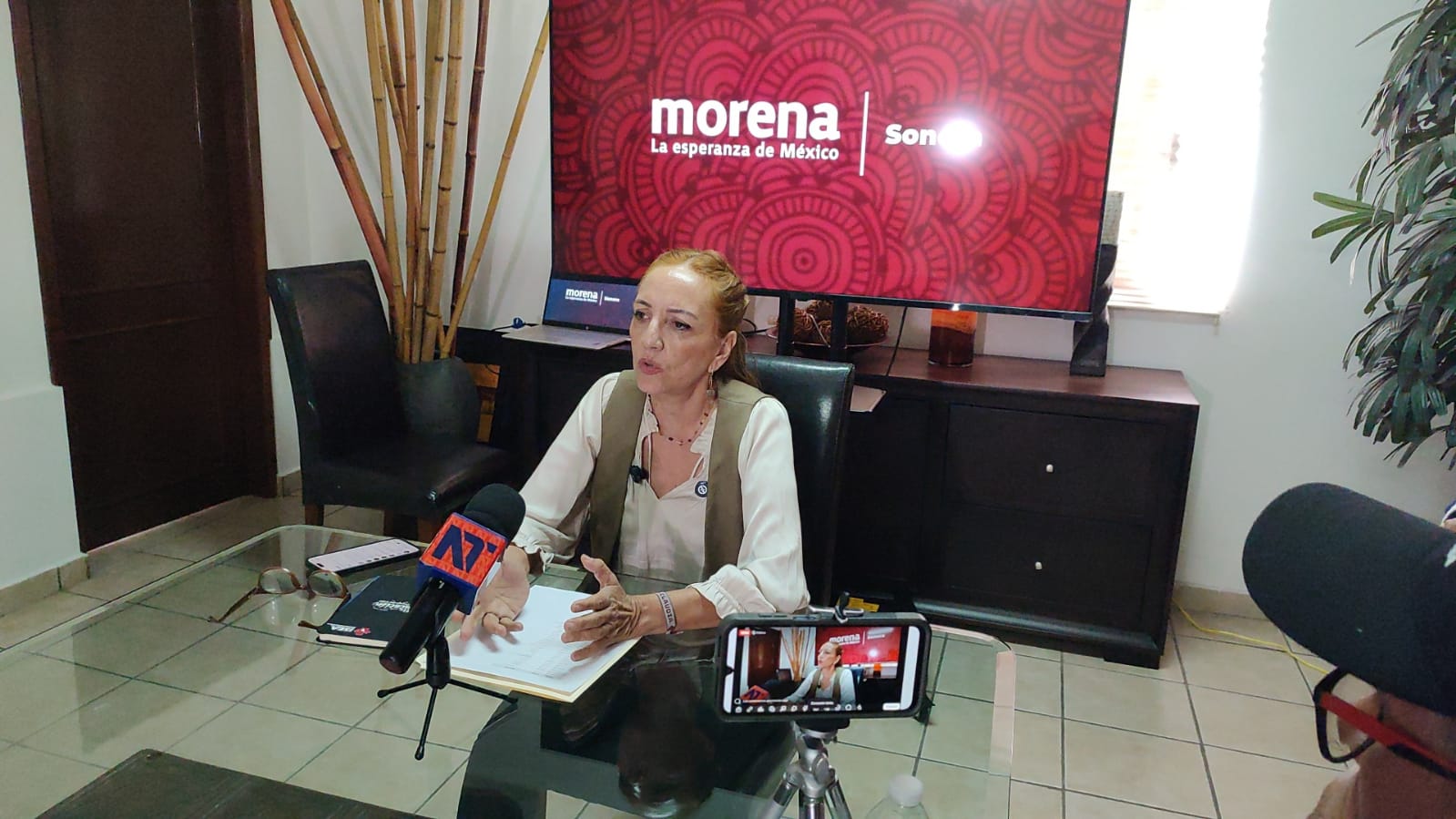 Morena Sonora arma estructura; aspirantes deberán pedir licencia