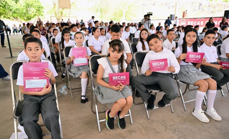 Disminuye en Sonora 13% la deserción escolar con programa de becas de Gobernador Durazo