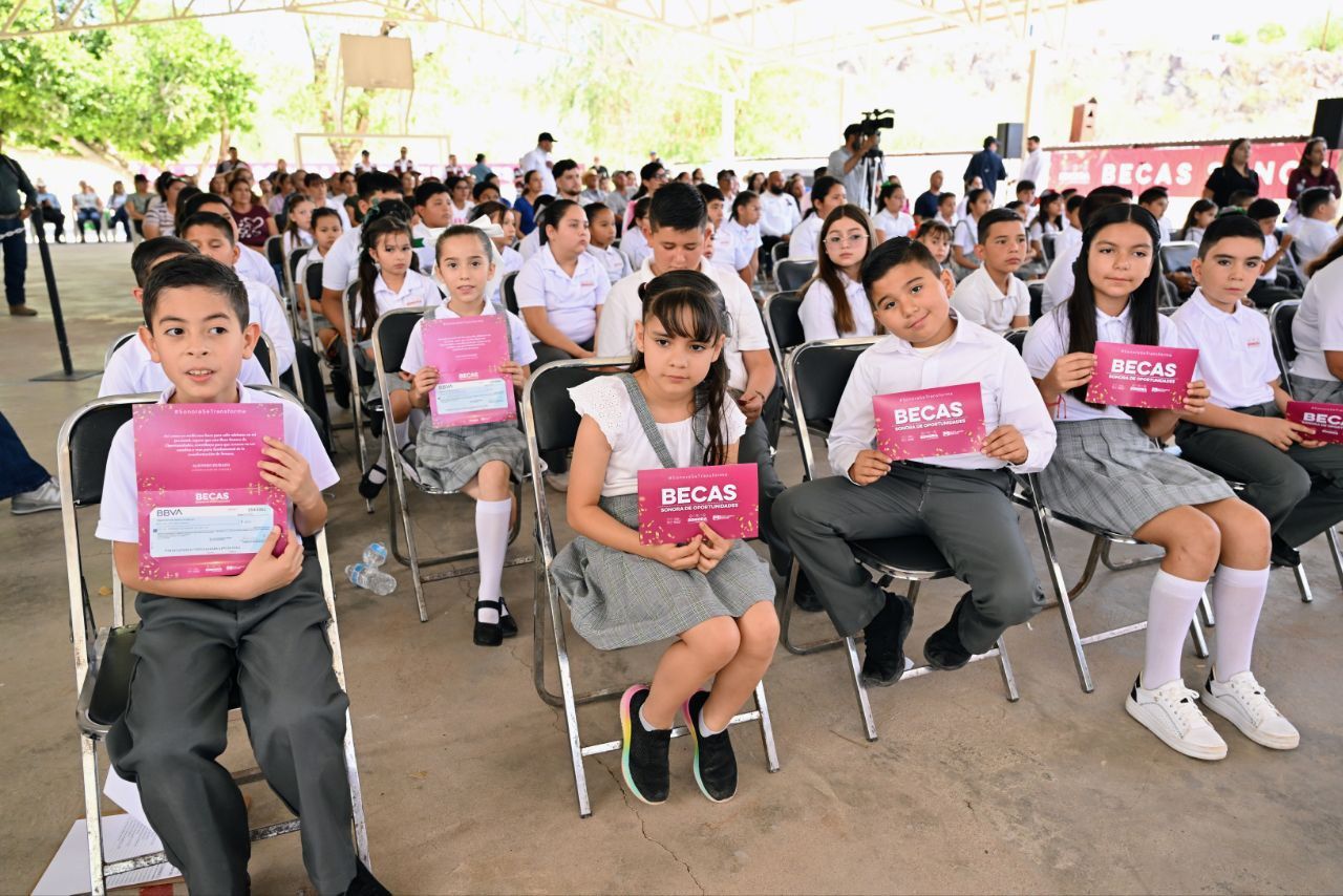 Disminuye en Sonora 13% la deserción escolar con programa de becas de Gobernador Durazo