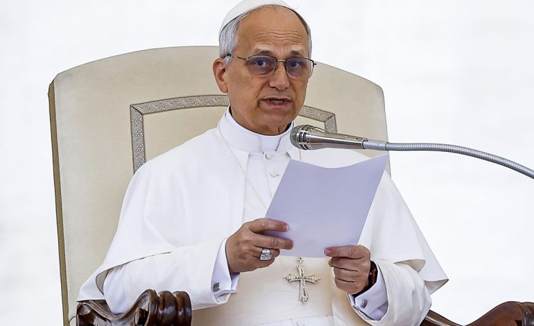 El Papa dice no temerle a Trump por mensajes sobre Irán