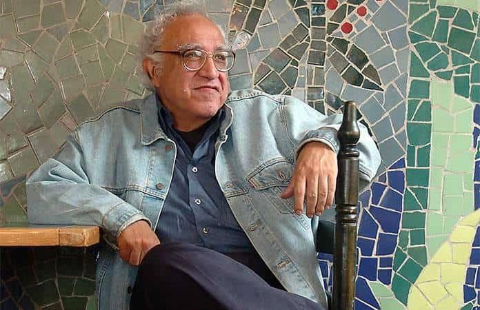 Familia de Carlos Monsiváis desmiente publicación de El Universal; la califica de “vergonzosa e indignante”