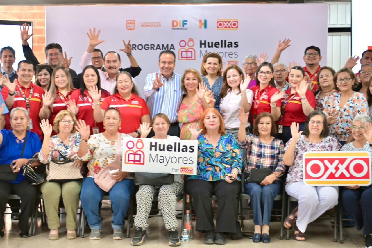 Apoya Toño Astiazarán a personas adultas a través del programa Huellas Mayores