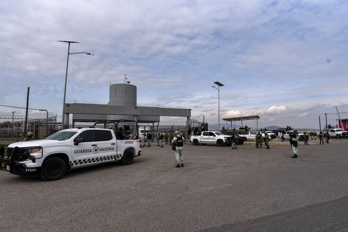 Niegan amparo al vicealmirante Roberto Farías Laguna contra proceso por ‘huachicol’