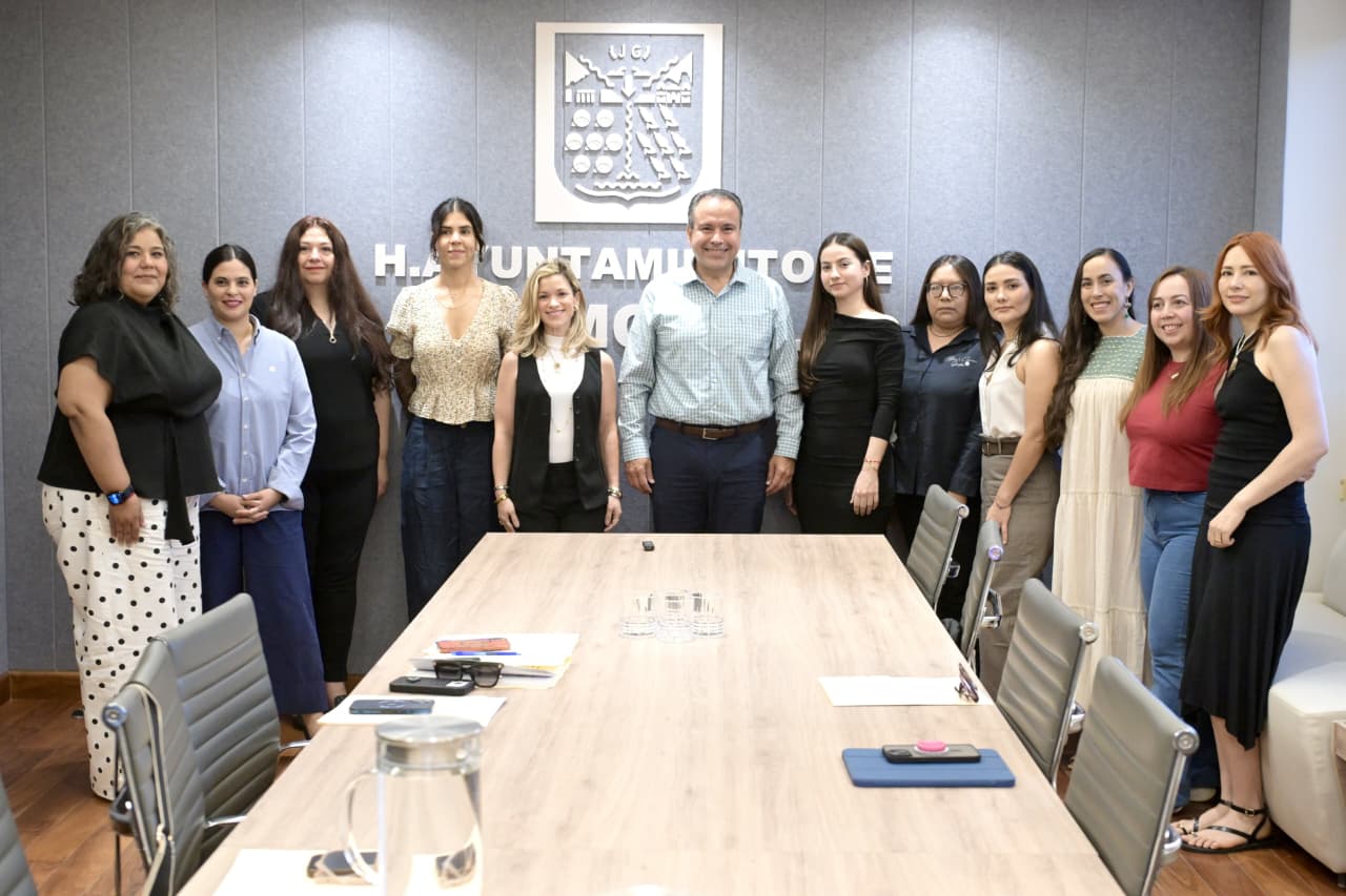 Impulsa Toño Astiazarán talento artístico de mujeres hermosillenses