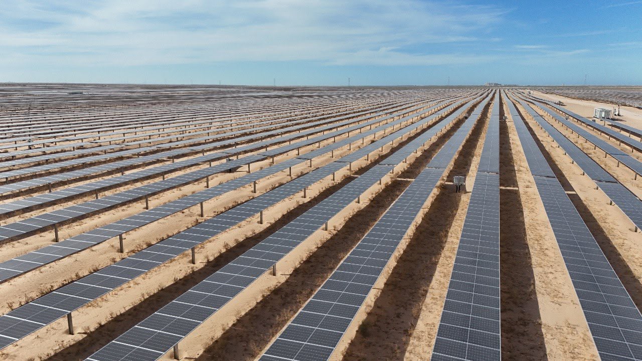 En operación al 100% dos etapas de la planta solar más grande de Latinoamérica: Durazo