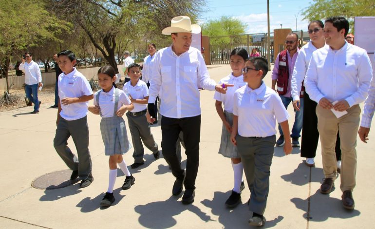 Gobernador da a conocer calendario escolar 2026-2027; regreso a clases el 31 de agosto