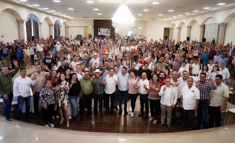 Javier Lamarque reúne a cerca de 700 líderes del sur de Sonora