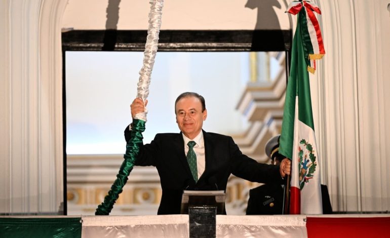 Gobernador conmemora junto a miles de sonorenses el 216 aniversario de la Independencia