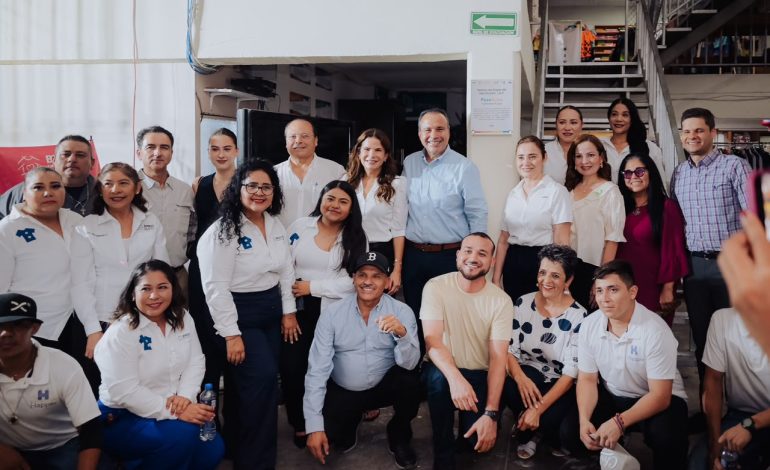 Apoyan Toño Astiazarán y Patty Ruibal a 88 asociaciones altruistas con paneles solares
