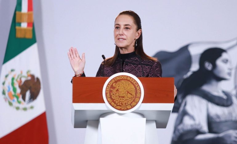 “La derecha internacional sí quiere intervenir” en México: Sheinbaum